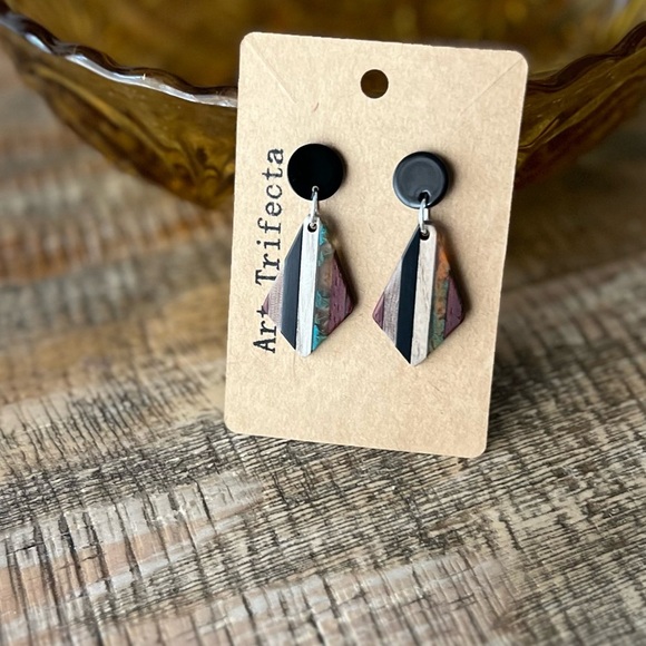 Art Trifecta Multicolor Geometric Earrings - Picture 3 of 4